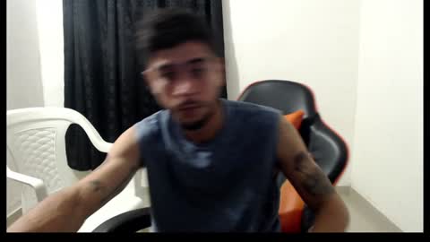 Snapshot of hotsteel420 chatting on 01/05/25, 03:32 hotsteel420 online show from 01/05/25, 03:32