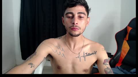 Snapshot of hotsteel420 chatting on 01/07/25, 01:17 hotsteel420 online show from 01/07/25, 01:17