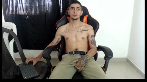 Snapshot of hotsteel420 chatting on 02/08/25, 02:16 hotsteel420 online show from 02/08/25, 02:16