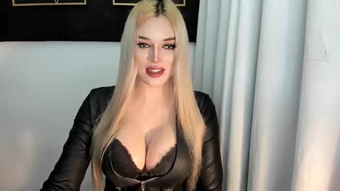 STELLA online show from 10/25/25, 05:15