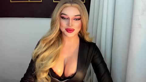 STELLA online show from 02/28/26, 06:42