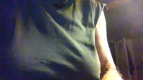 Snapshot of hotstuff133 chatting on 11/18/25, 07:24 hotstuff133 online show from 11/18/25, 07:24