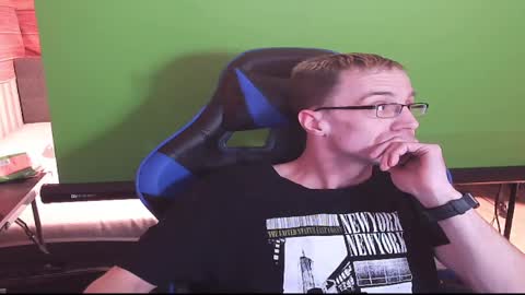 hotsummerboy89 online show from 01/23/25, 02:28