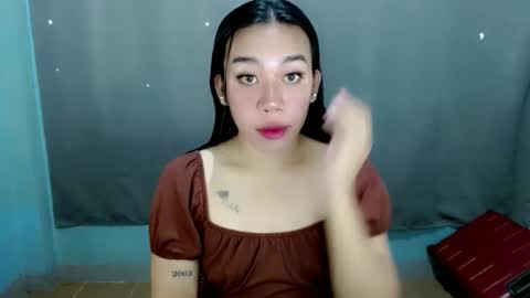 jelaigrande  online show from 02/20/25, 11:53