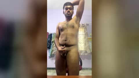 hottamilguy01 online show from 04/22/26, 06:27