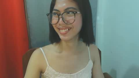 hottestdella69 online show from 10/09/25, 03:15