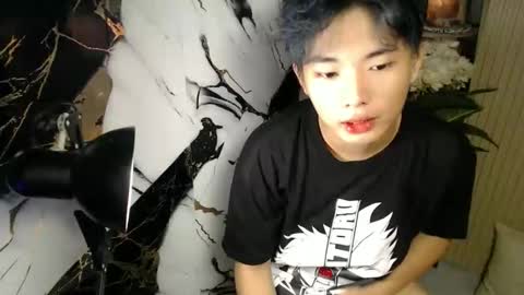 hottestloues online show from 05/02/26, 12:54