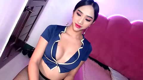 kylie online show from 10/08/25, 04:59