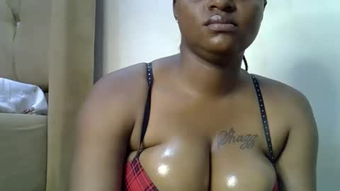 hottie_divaa online show from 05/17/26, 01:14