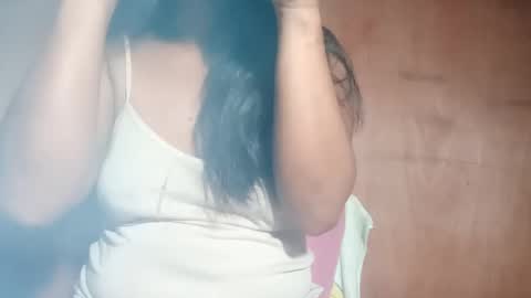 Snapshot of hottie_mama2022 chatting on 12/29/24, 06:05 Lyn online show from 12/29/24, 06:05