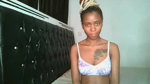 Snapshot of hottie_mistie chatting on 05/11/26, 09:56 hottie_mistie online show from 05/11/26, 09:56