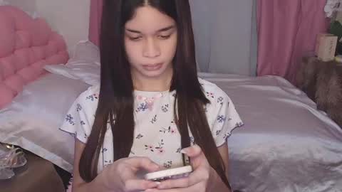 Snapshot of hottie_rhaffa chatting on 04/30/26, 03:40 Terra online show from 04/30/26, 03:40