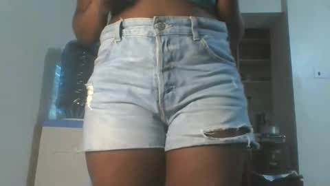 vera online show from 10/12/25, 08:46