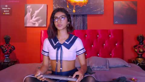 Veronica independent model online show from 04/10/26, 08:35