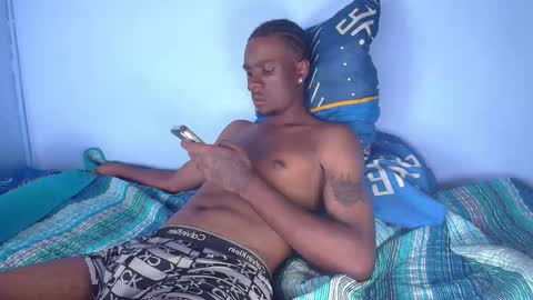 independent Model online show from 09/18/25, 12:45