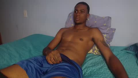 Snapshot of hottiekingny chatting on 07/06/26, 12:29 independent Model online show from 07/06/26, 12:29