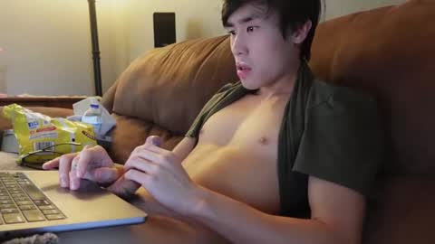 hottiewithabody101 online show from 09/15/25, 09:42