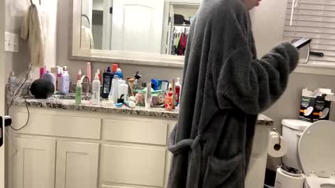 hottiewithabody101 online show from 04/06/26, 10:27