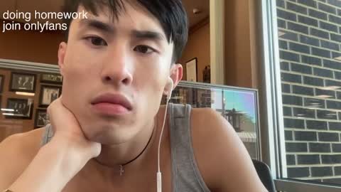 hottiewithabody101 online show from 07/06/26, 08:00