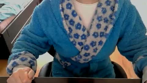 Mary online show from 04/25/26, 09:12