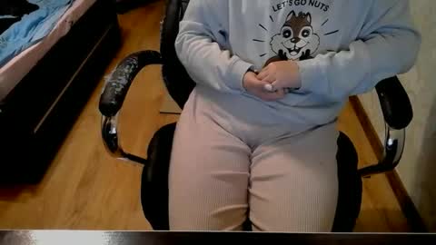 Mary online show from 04/26/26, 08:17