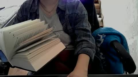 Mary online show from 05/08/26, 08:19
