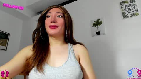 Snapshot of hottycrishinaxx chatting on 12/21/24, 06:12 crishinahotty online show from 12/21/24, 06:12