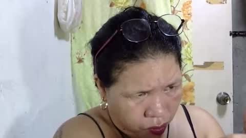 hottycrissy4u online show from 05/12/26, 07:44