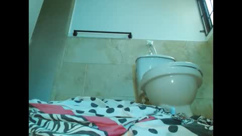 Snapshot of hottymilf69xxx chatting on 10/16/25, 04:52 Mary online show from 10/16/25, 04:52