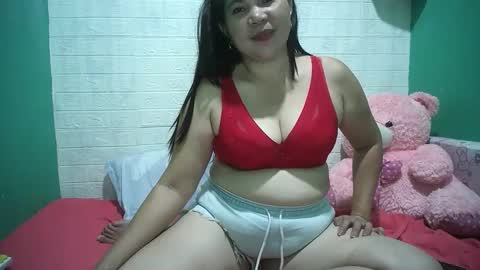 hotwetmommaxxx online show from 12/04/24, 07:39