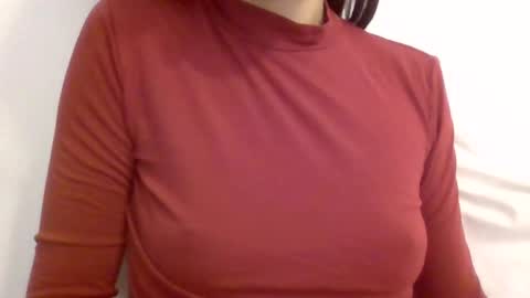 Snapshot of hotwinterxx chatting on 12/27/24, 05:37 Hotwixx online show from 12/27/24, 05:37