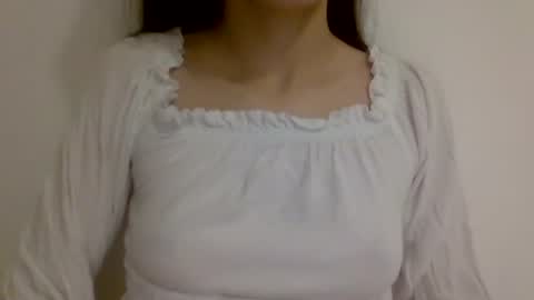 Snapshot of hotwinterxx chatting on 01/13/25, 06:27 Hotwixx online show from 01/13/25, 06:27