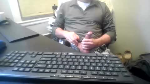 Snapshot of hoverday chatting on 06/12/26, 03:27 hoverday online show from 06/12/26, 03:27