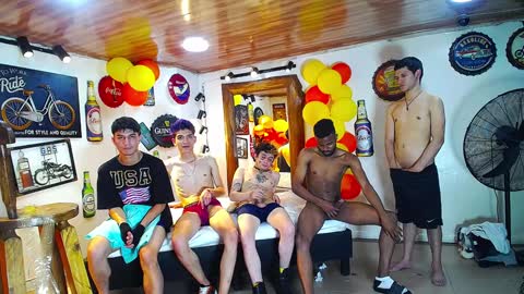 HOWENTS online show from 02/04/25, 05:53