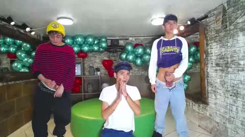 HOWENTS online show from 02/20/25, 03:12