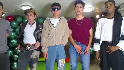 HOWENTS online show from 02/22/25, 03:12