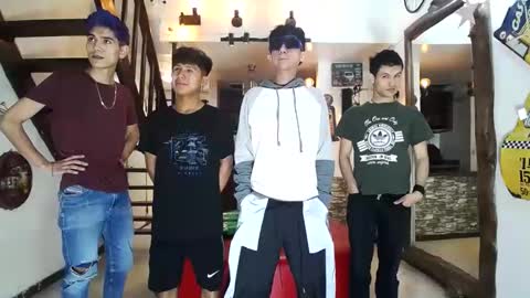 HOWENTS online show from 03/10/25, 04:17