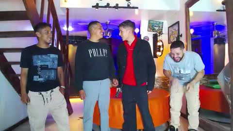 HOWENTS online show from 09/23/25, 02:03