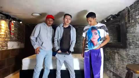 HOWENTS online show from 10/19/25, 02:18