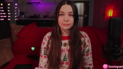 Snapshot of howtomeow chatting on 01/05/26, 05:38 Mia online show from 01/05/26, 05:38