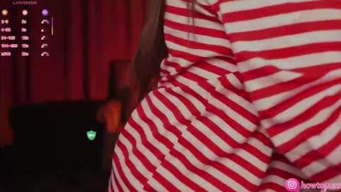 Snapshot of howtomeow chatting on 02/09/26, 05:06 Mia online show from 02/09/26, 05:06