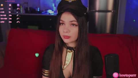 Snapshot of howtomeow chatting on 02/23/26, 05:21 Mia online show from 02/23/26, 05:21