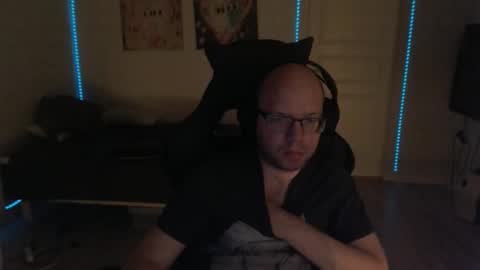 Snapshot of hoyboydkk chatting on 10/01/25, 10:38 Christian online show from 10/01/25, 10:38