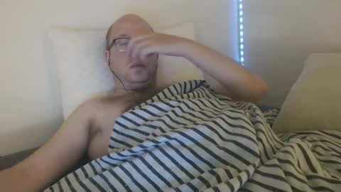 Snapshot of hoyboydkk chatting on 10/06/25, 02:42 Christian online show from 10/06/25, 02:42