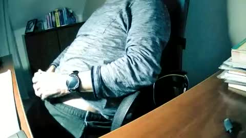Peter online show from 04/10/26, 07:29