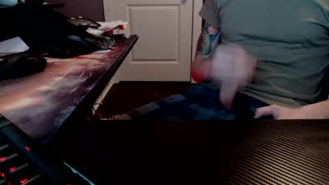 hrnysoldier92 online show from 02/13/26, 08:43