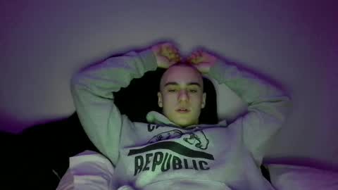 hshg123 online show from 09/24/25, 04:05