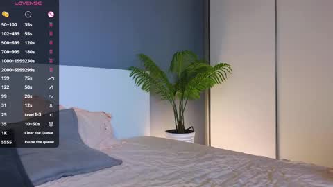 Diane online show from 03/01/25, 08:21