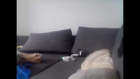 hubikush22 online show from 10/28/25, 02:20