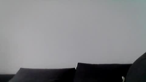 hubikush22 online show from 04/11/26, 02:43